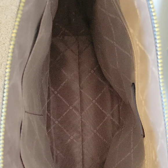 Michael Kors Light Blue Tote Bag - Picture 5 of 11